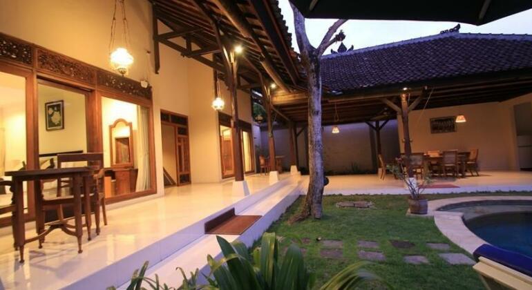 Bali Royal Heritage Villas - Photo3