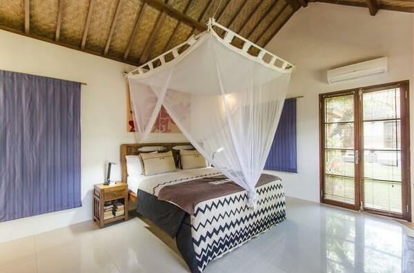 Balinese Style 3Bedroom Villa Seminyak - Photo4