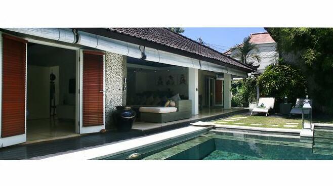 Beautiful 2 Bedroom Villa in Seminyak - Photo4