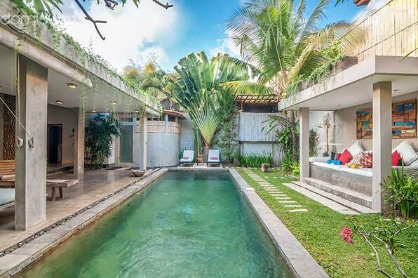 Beautiful 4 Bedroom Villa Oberoi - Photo2