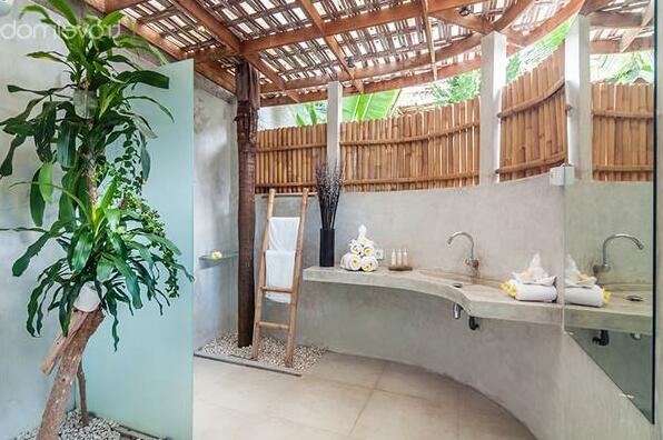 Beautiful 4 Bedroom Villa Oberoi - Photo5