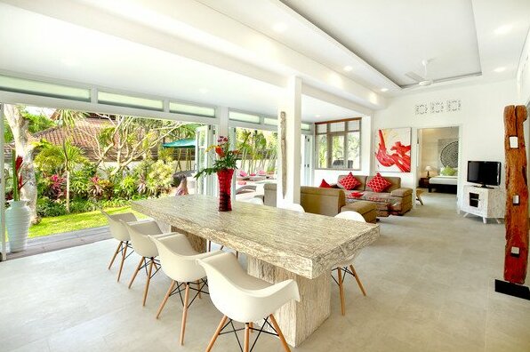 Brand New Seminyak Free Car&D 4bed/4bath - Photo4