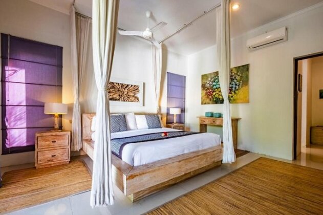 Central Seminyak Villa Martini - Photo4