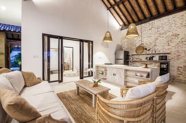Charming 2 Bedrooms Villa in Seminyak - Photo5
