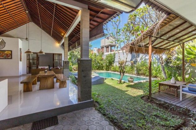 Charming 3 Bedroom Villa in Seminyak Oberoi - Photo5