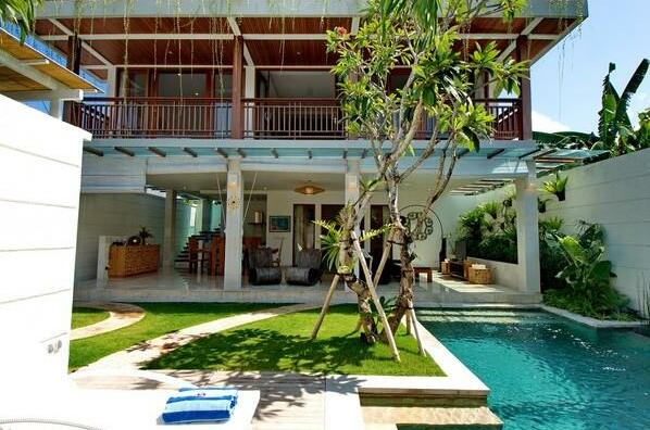 Charming 3 Bedroom Villa Seminyak - Photo2