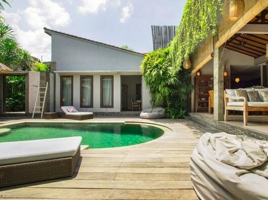 Charming 3 BR Villa in Seminyak 46 - Photo2