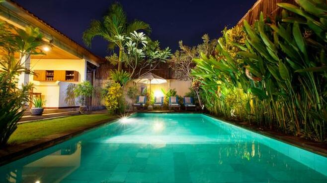 Comfortable 3 Bedroom Villa Seminyak - Photo2