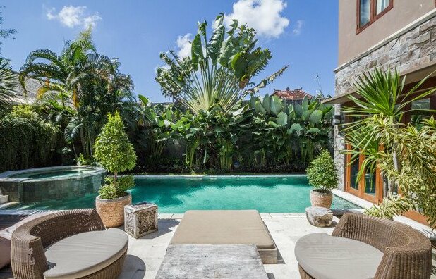 Cozy 5 BR Villa - Central Seminyak - Photo5