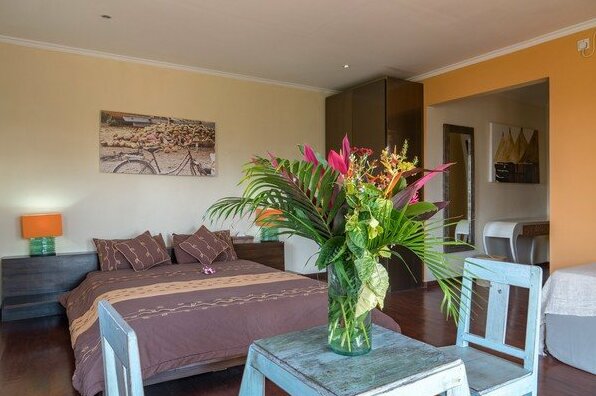 Cozy Studio with Shared Pool in Seminyak - Photo2