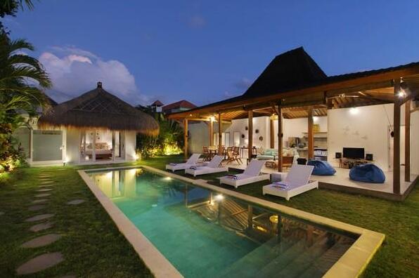 D1 Oberoi Central Seminyak 700m Beach - Photo3