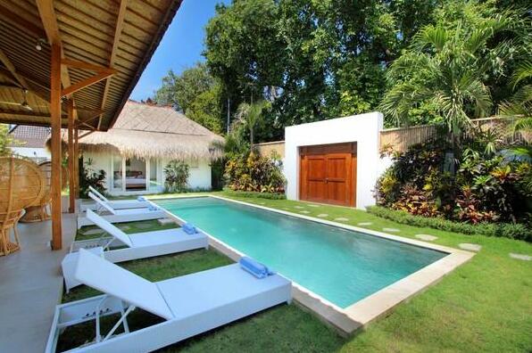 D5 Oberoi Central Seminyak 700m beach - Photo3