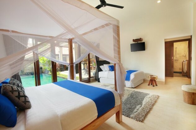 De Liza Villa Seminyak Beachside - Photo4