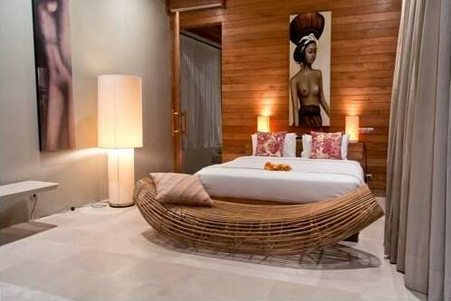 Eko Villa Seminyak - Photo4