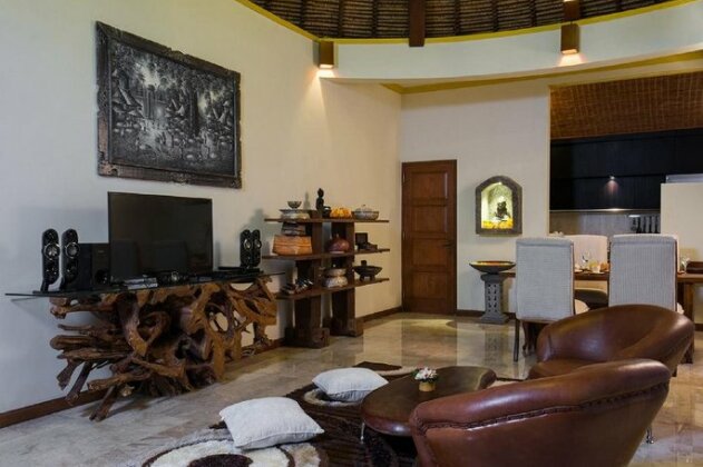 Esterin Seminyak - Photo3