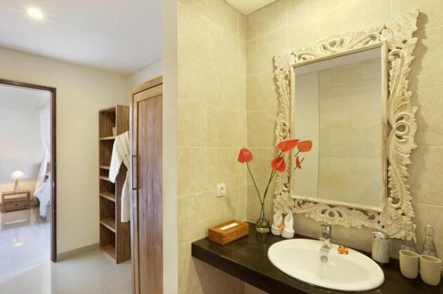 Goldflower Villa Seminyak - Photo5