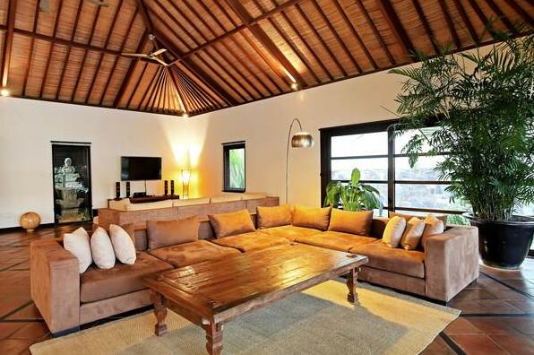 Great Offer 4bed Villa Seminyak Prime - Photo5