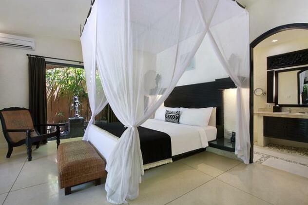 Impiana Private Villas Seminyak - Photo5