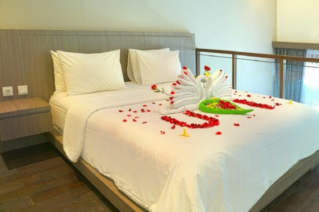 IOOVE Tanjung Seminyak Suites - Photo2