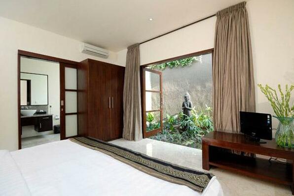 La Bella Casa Seminyak - Photo3