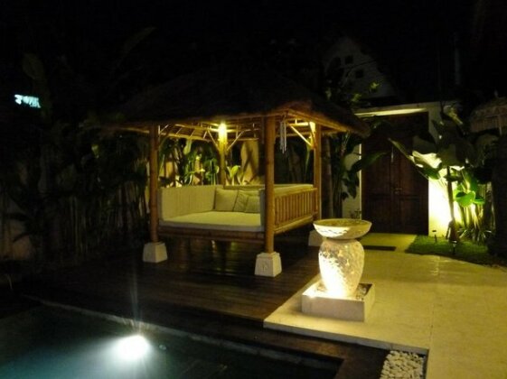 Photo 3