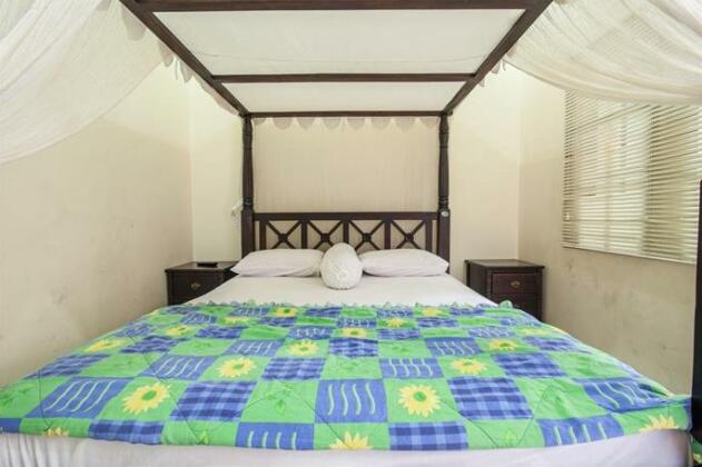 Lori Beach Inn - Photo5