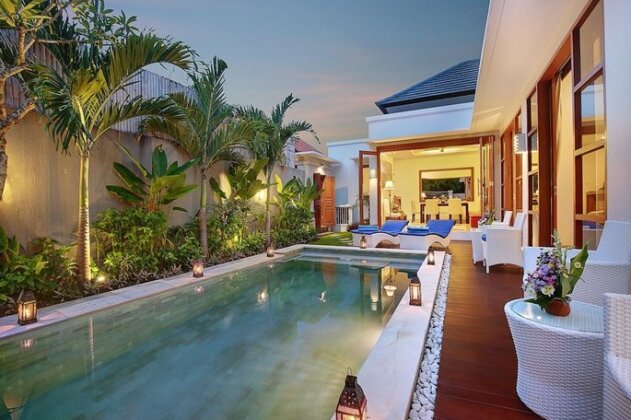 Lucia Villa Seminyak Beachside - Photo2