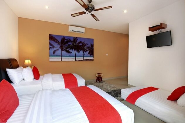 Lucia Villa Seminyak Beachside - Photo4