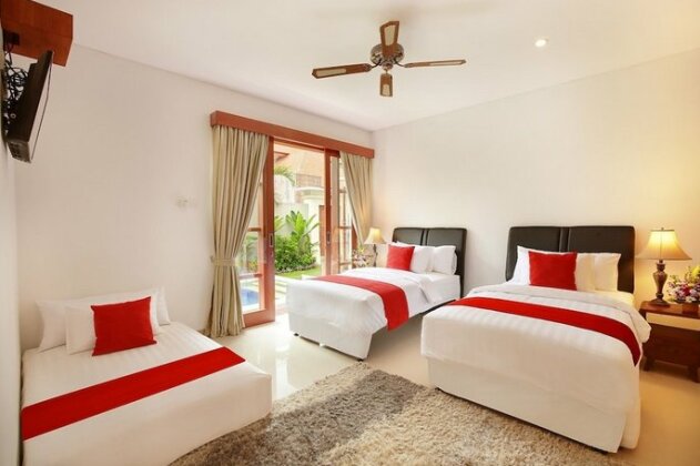 Lucia Villa Seminyak Beachside - Photo5