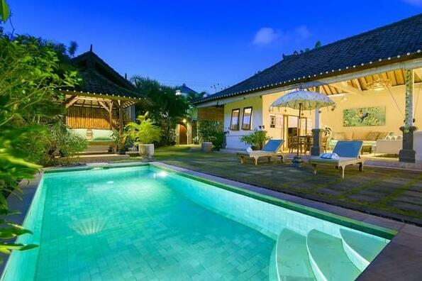 Luxury 3 Bedroom Villa Seminyak - Photo2