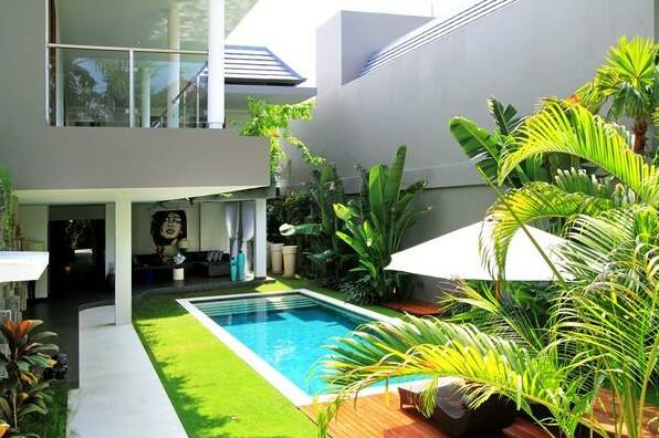 Modern 3 Bedroom Villa in Seminyak - Photo4