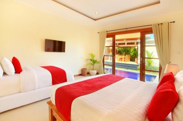 Nicola Pool Villa Seminyak - Photo2