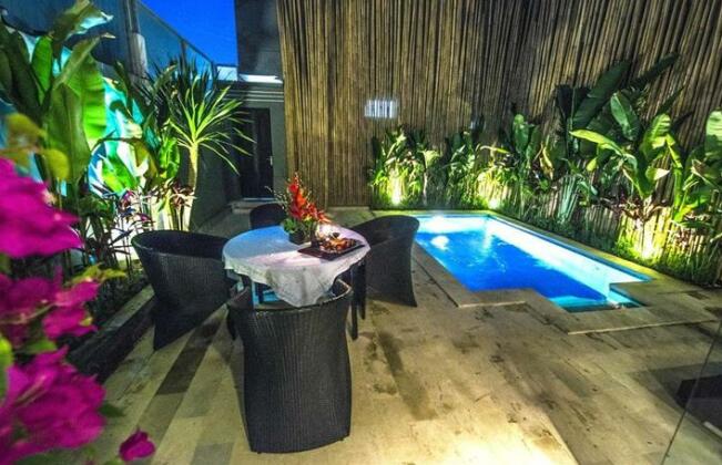Oberoi Luxury Villas - Photo4