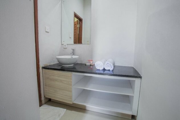 OYO 1004 The Radiance Residence - Photo5