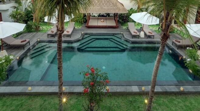 Peaceful Top Quality Seminyak Villa 36 - Photo2