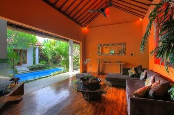 Perfect 3BR Villa in Central Seminyak - Photo5