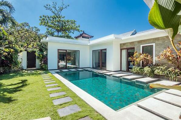 PERFECT LOCATION Luxury 3 Bedroom Villa - Photo2