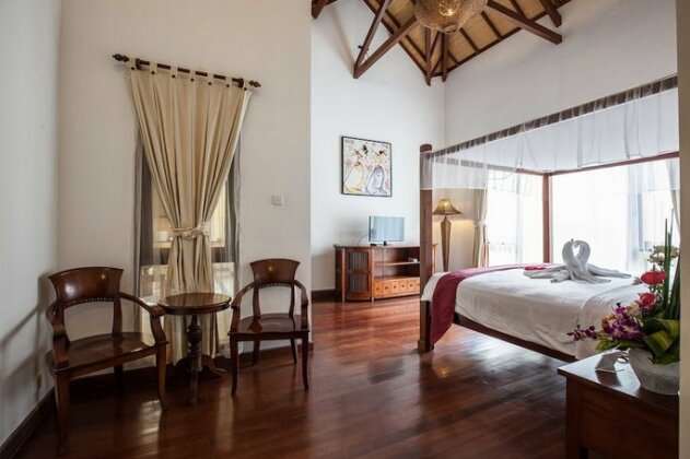 Putri Bali Villa - Photo3