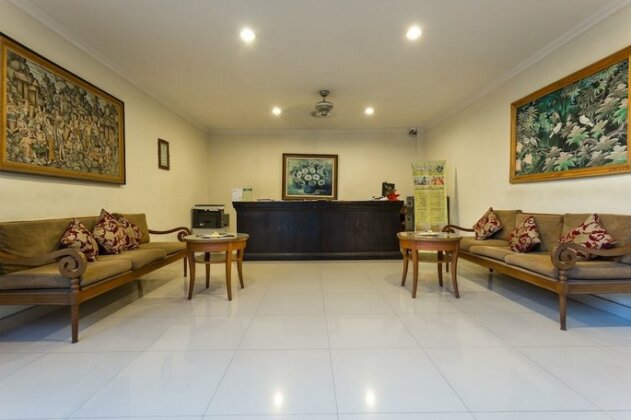 RedDoorz near Seminyak Beach - Photo3