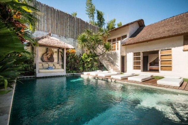 Rent a Luxury Villa in Bali Close to the Beach Bali Villa 2025