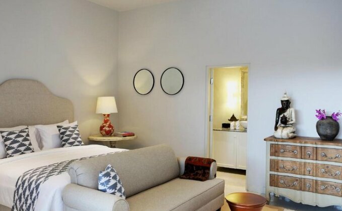 Room Sweet Room Seminyak - Photo5
