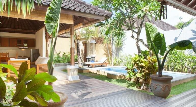 Sandalwood Villa - Photo2