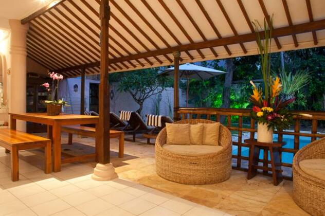 Seminyak Beach Villa - Photo2