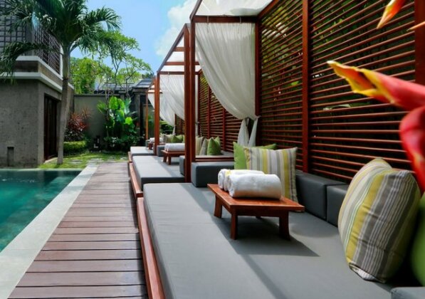 Seminyak Icon - by Karaniya Experience - Photo4