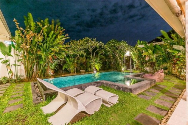 Seminyak Oberoi Villa - Photo2