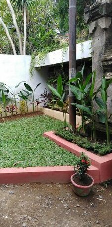 Shalana Homestay- formerly Teka Teki House - Photo2