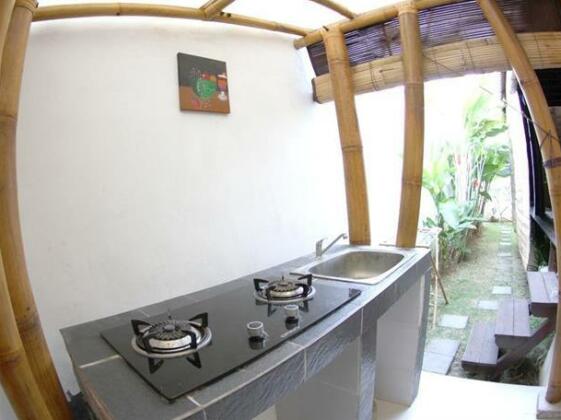 Sunset Bungalow Seminyak - Photo5