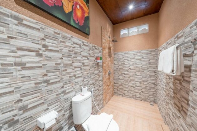 The Catur Guesthouse - Photo3