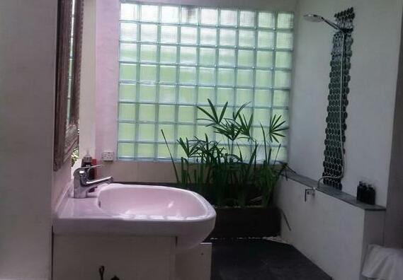 Two Storey Private 3 Bed Villa Seminyak - Photo4