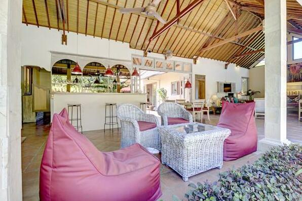 Unique modern villa oberoi - seminyak - Photo3